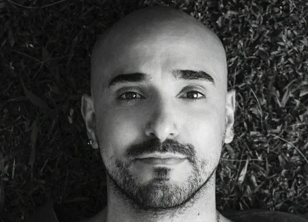 Abel Pintos presenta una nueva versión de «Eres»