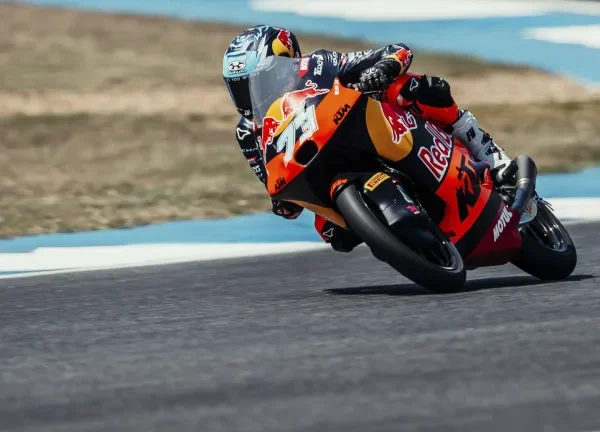 Moto3: Perrone hizo la pole position y largará primero en el GP de Austria