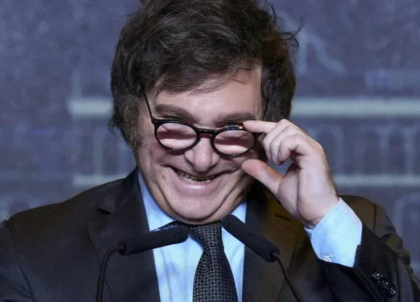 Escándalo por coimas en la ANDIS: Milei compartió el descargo de Suizo Argentina