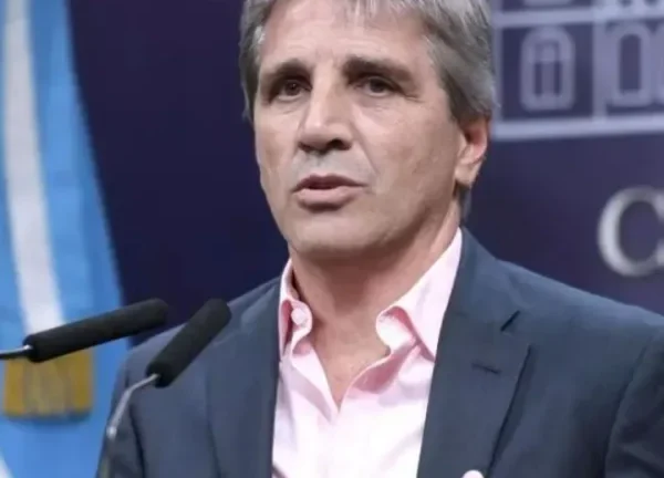 Caputo calificó de “emocionante” la reunión con Trump y habló de una “cifra específica”