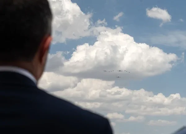 Javier Milei defendió la designación de Carlos Presti: «Quien más sabe de Defensa es un militar»