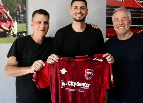 Tras quedar libre de Racing, Gabriel Arias se convirtió en refuerzo de Newell’s